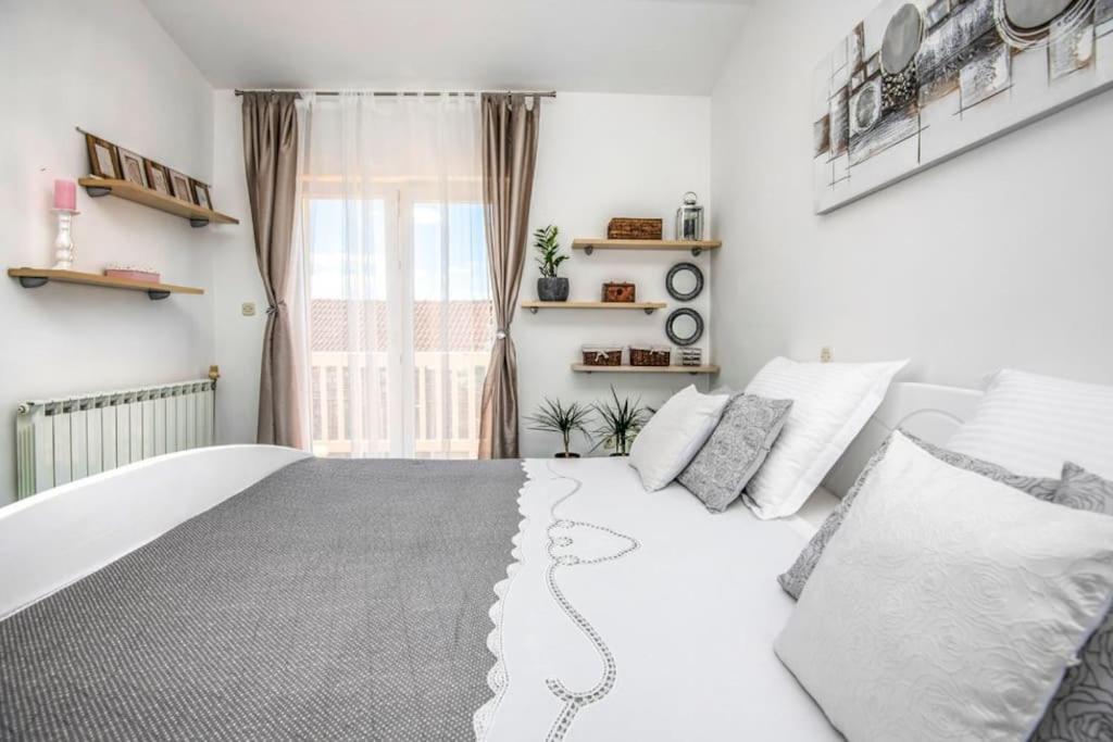 Villa Piljak Imotski Bagian luar foto